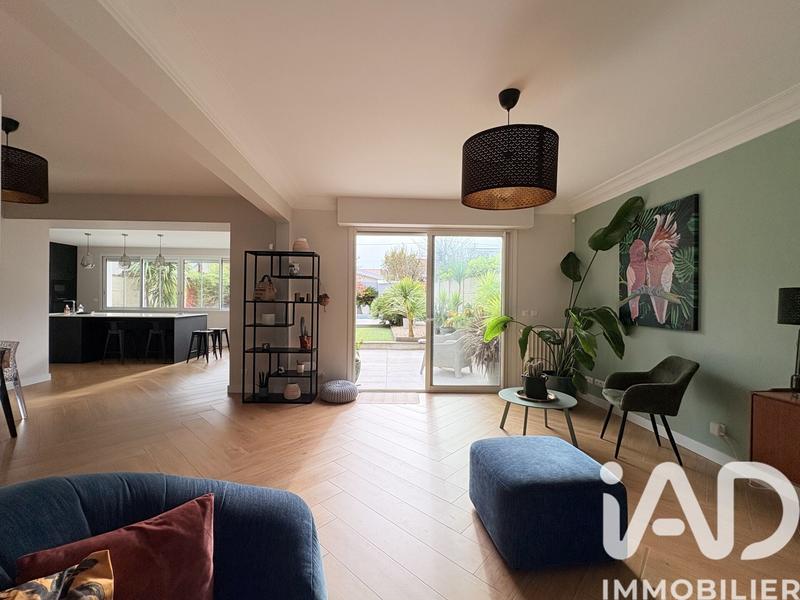 Maison - 193 m² - 7 pièces