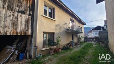 Maison - 192 m² - 7 pièces