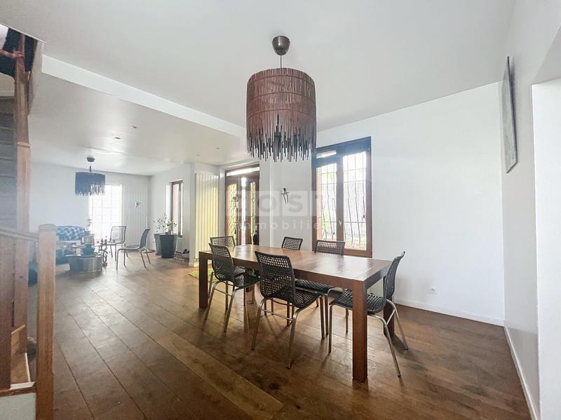 Maison - 85 m² - 4 pièces