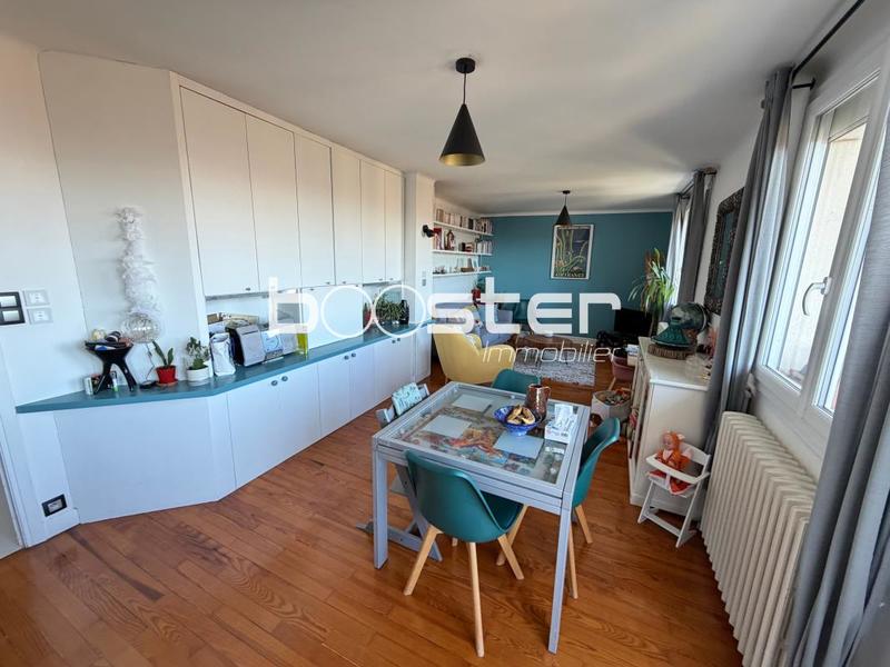 Appartement ancien - 68 m² - 3 pièces