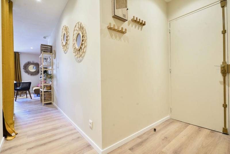 Appartement - 76 m² - 5 pièces