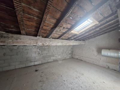 Appartement - 93 m² - 2 pièces