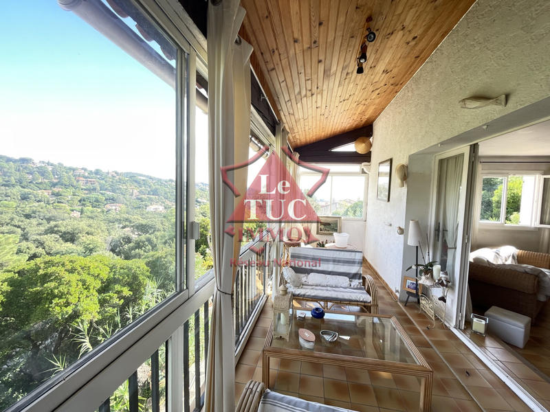 Villa - 180 m² - 8 pièces