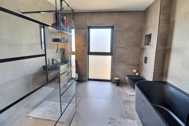 Maison contemporaine - 152 m² - 5 pièces