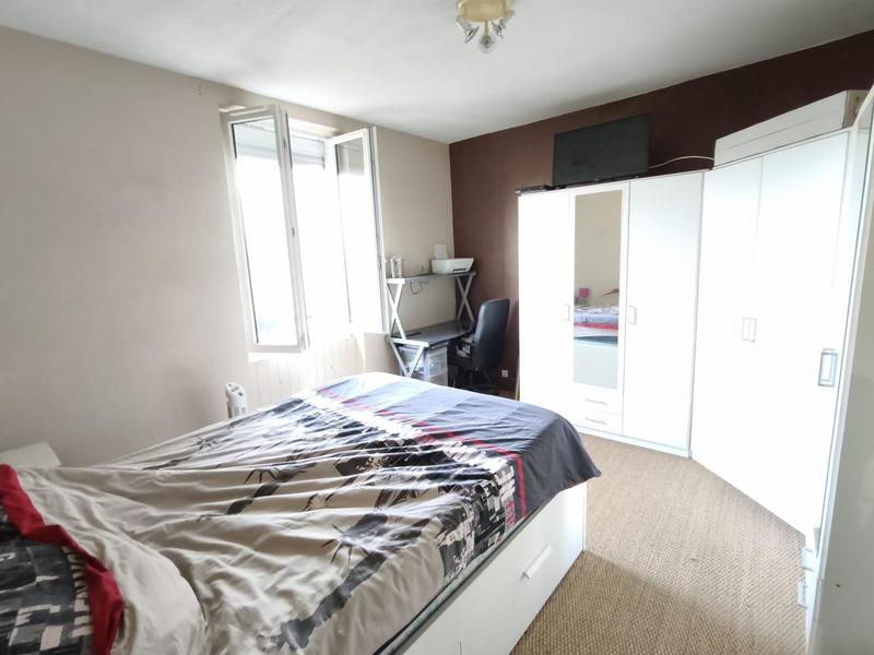 Maison - 80 m² - 5 pièces