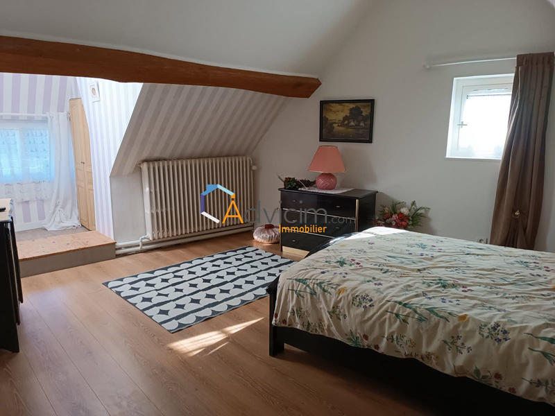 Maison - 198 m² - 5 pièces