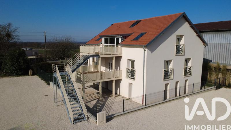 Appartement - 93 m² - 4 pièces