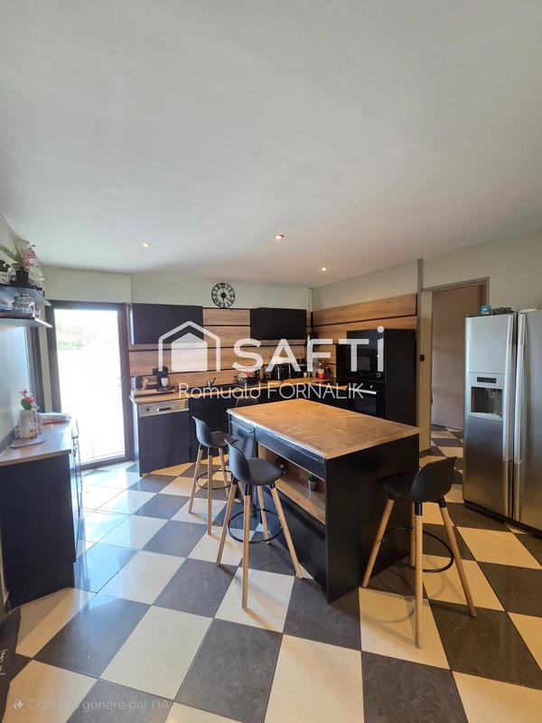 Maison - 148 m² - 7 pièces