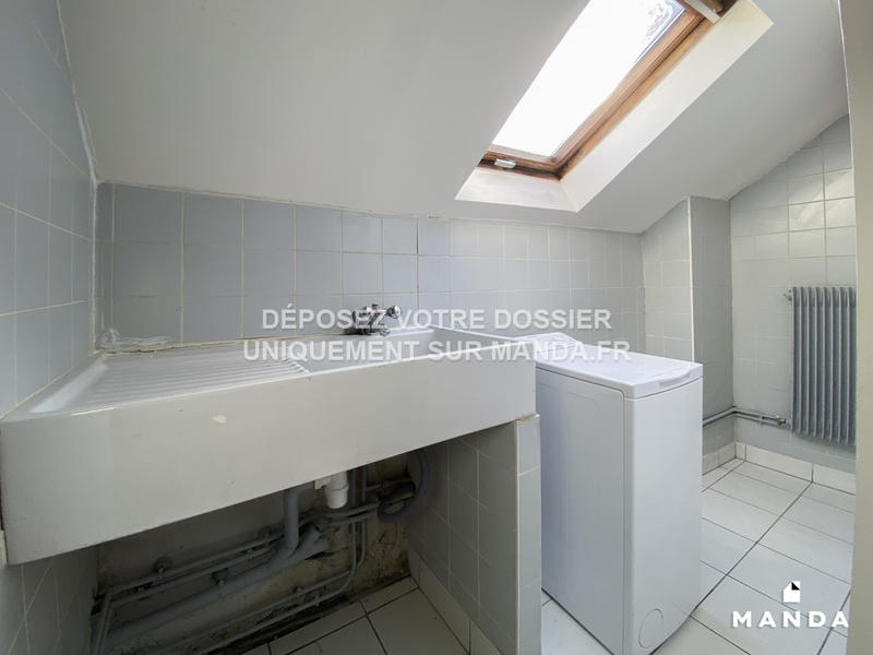 Chambre - 11 m² - 5 pièces