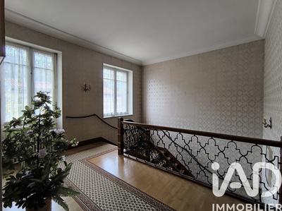 Maison de maîtres - 250 m² - 8 pièces