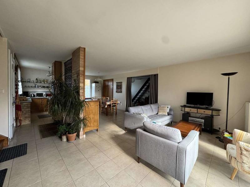 Maison - 150 m² - 6 pièces