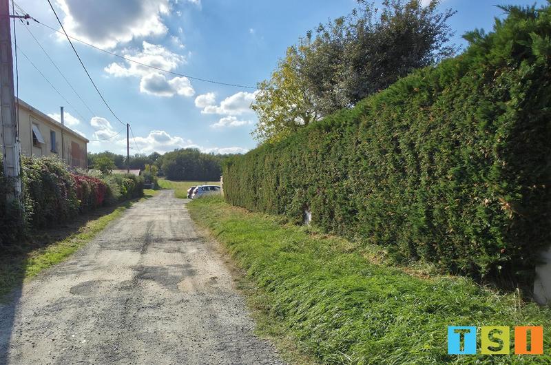 Terrain constructible - 1 080 m²