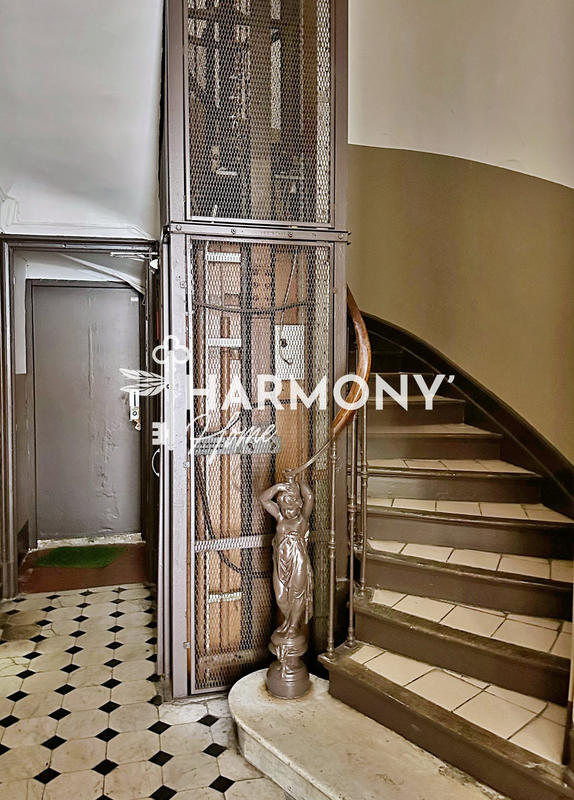 Appartement - 138 m² - 5 pièces