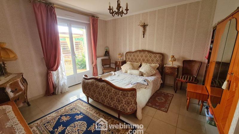 Maison - 231 m² - 8 pièces