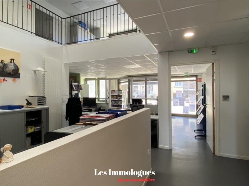 Local commercial - 450 m² - 20 pièces