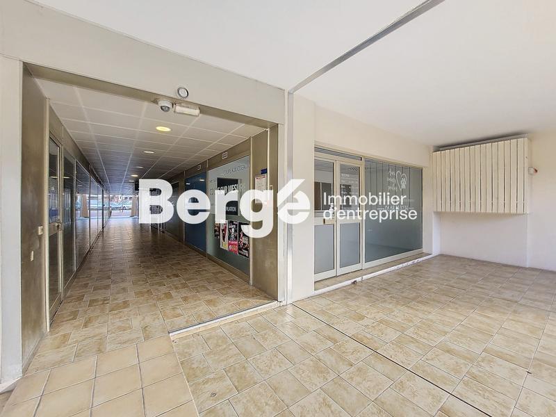 Local commercial - 229 m²