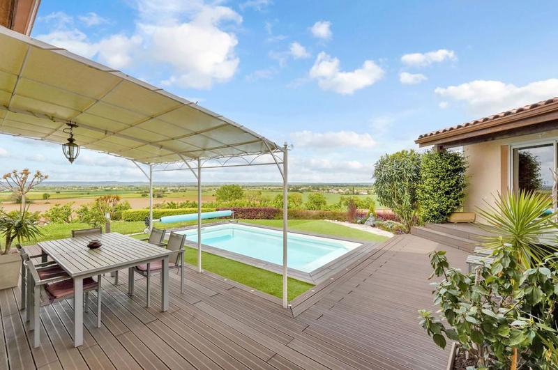 Maison - 197 m² - 7 pièces