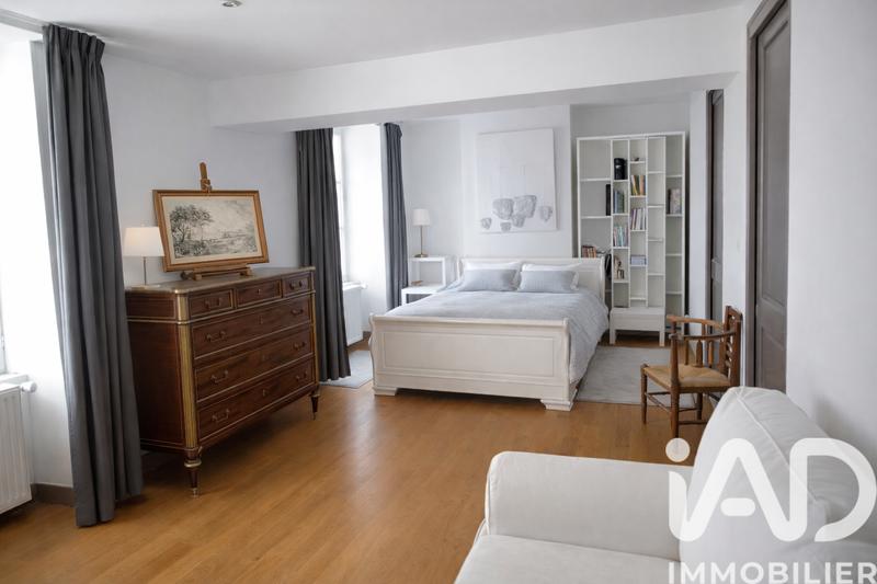 Maison de ville - 181 m² - 6 pièces