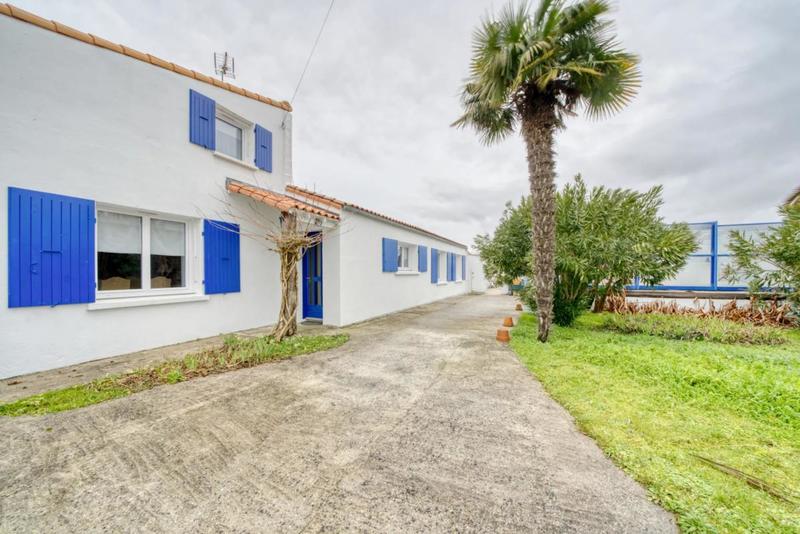 Maison - 307 m² - 5 pièces