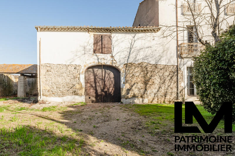 Maison - 340 m² - 1 pièce