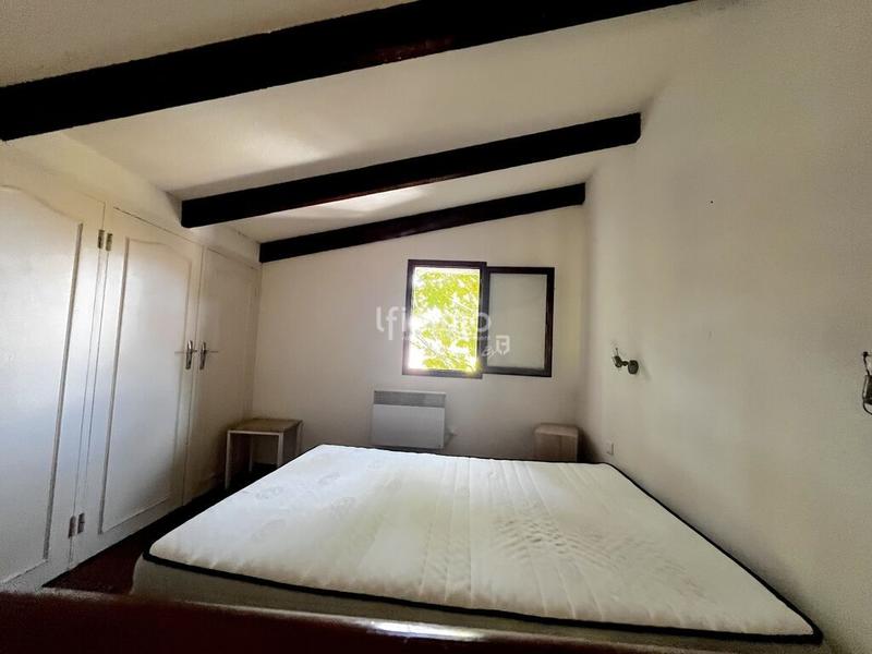 Maison - 220 m² - 5 pièces