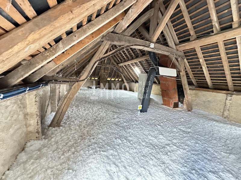 Maison - 96 m² - 3 pièces