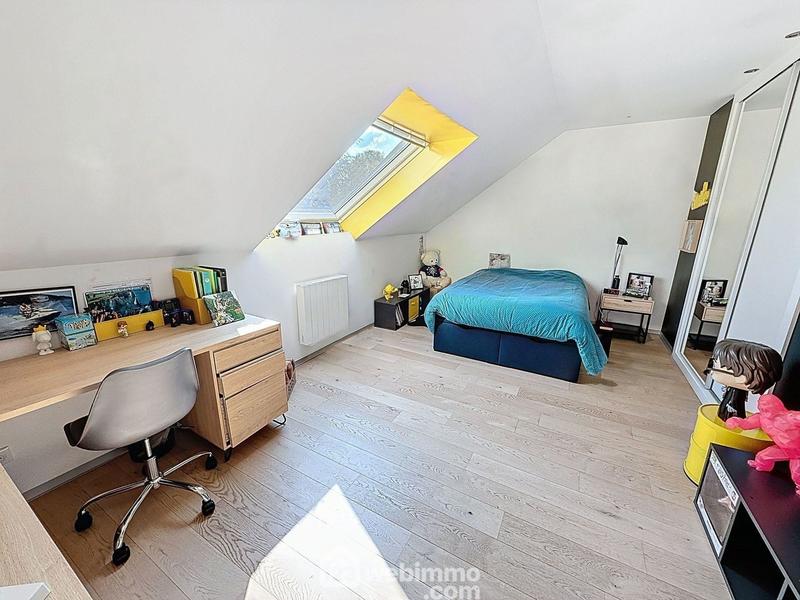 Maison - 230 m² - 7 pièces