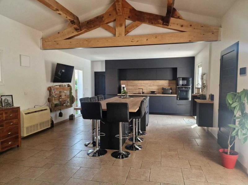 Maison - 137 m² - 5 pièces