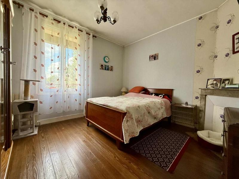 Maison - 140 m² - 4 pièces