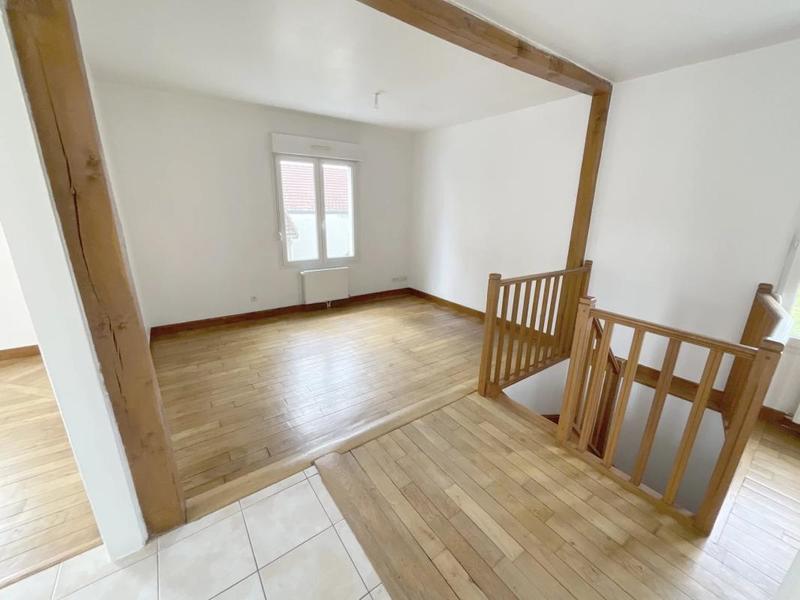 Maison - 98 m² - 5 pièces