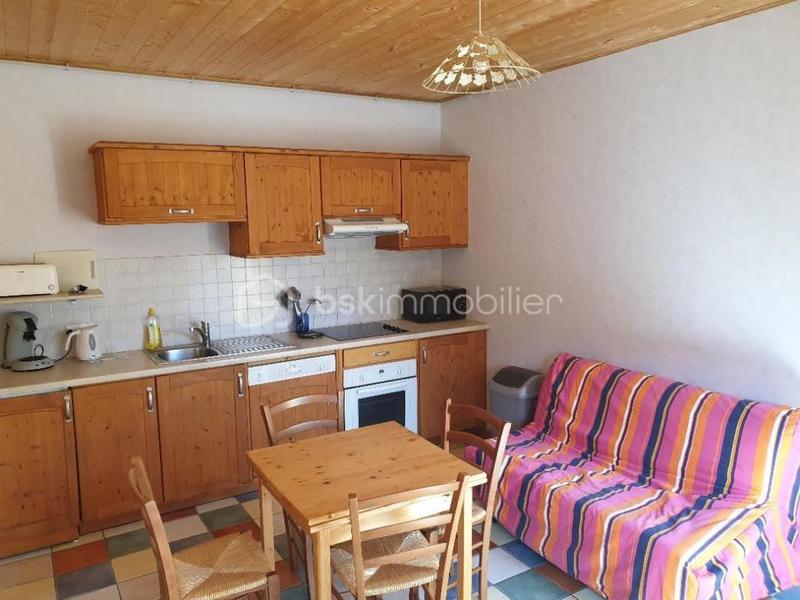 Maison - 435 m² - 12 pièces