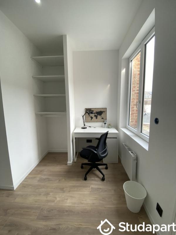 Chambre - 14 m² - 1 pièce