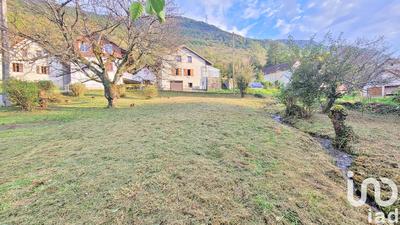 Terrain - 686 m²