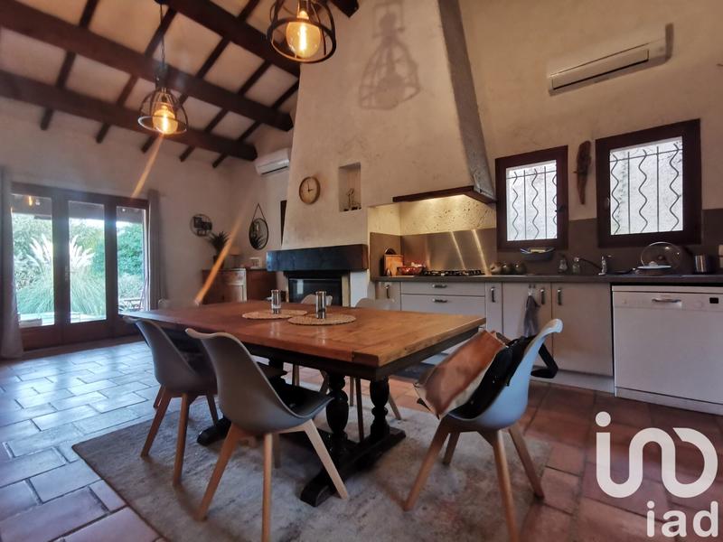 Maison - 140 m² - 5 pièces