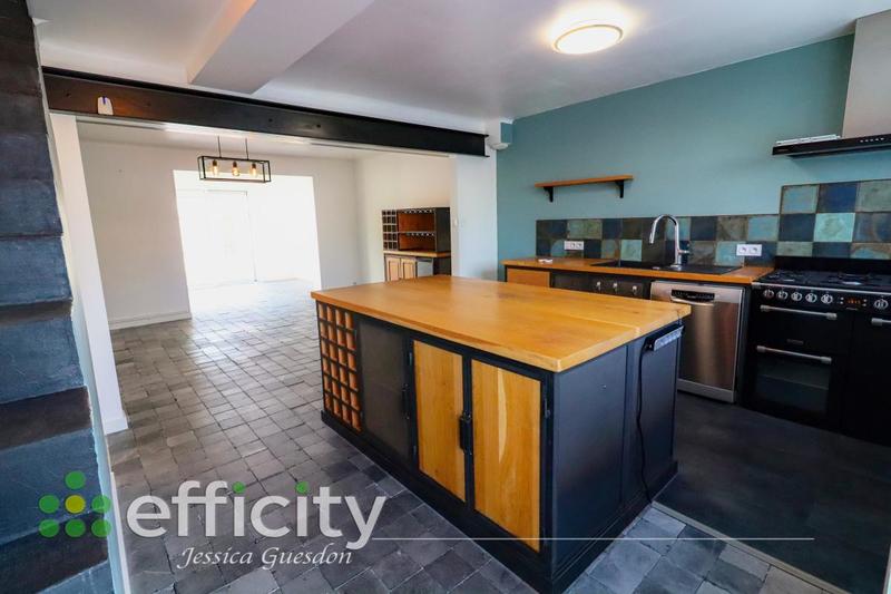 Pavillon - 153 m² - 5 pièces