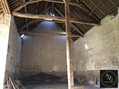 Ferme - 600 m² - 10 pièces