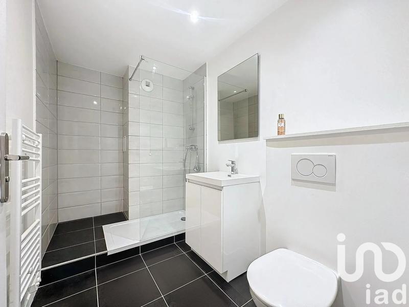 Studio - 30 m² - 1 pièce