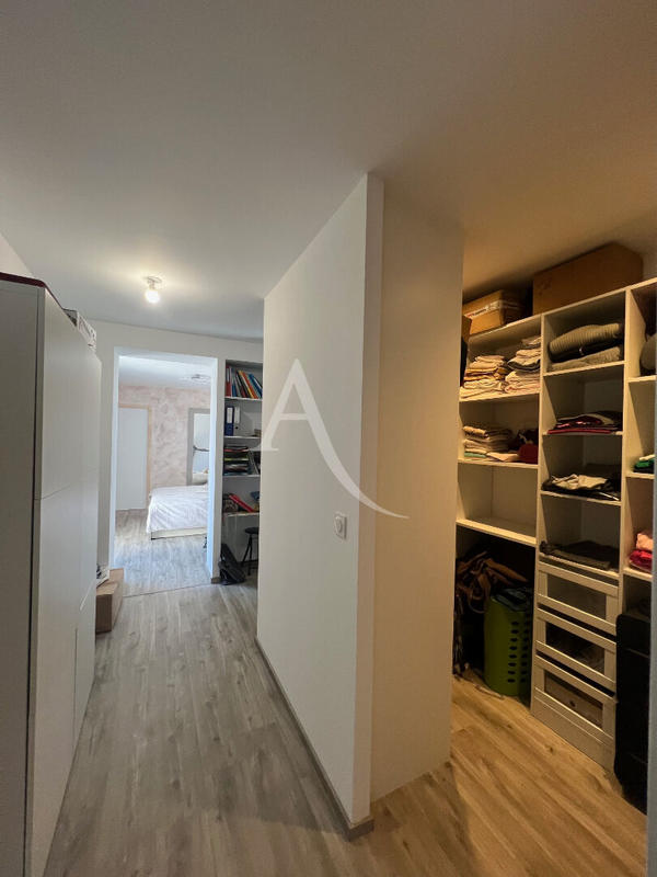 Maison - 127 m² - 5 pièces