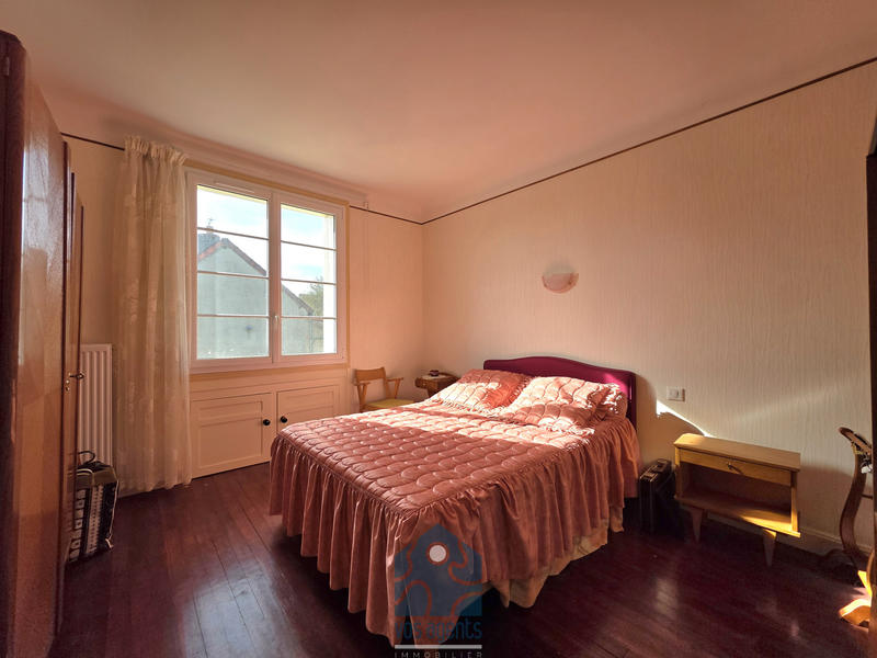 Maison - 99 m² - 5 pièces