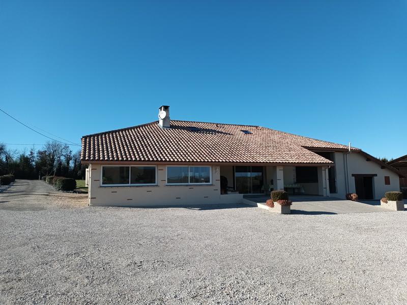 Maison - 180 m² - 7 pièces