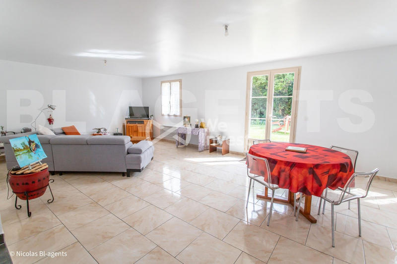 Maison - 110 m² - 5 pièces