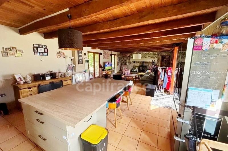 Maison en pierre - 110 m² - 5 pièces