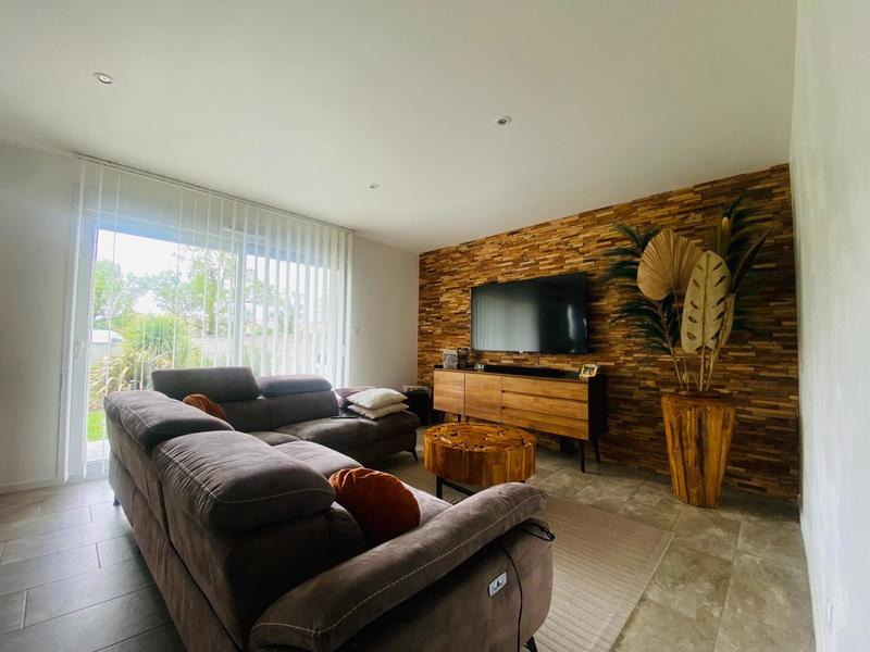 Maison - 108 m² - 4 pièces