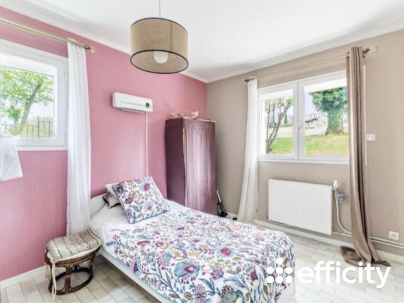 Maison - 186 m² - 8 pièces