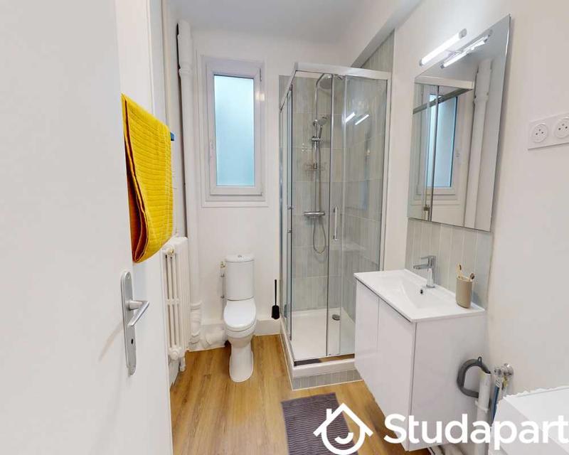 Chambre - 110 m² - 1 pièce