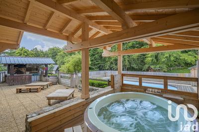 Maison - 424 m² - 10 pièces