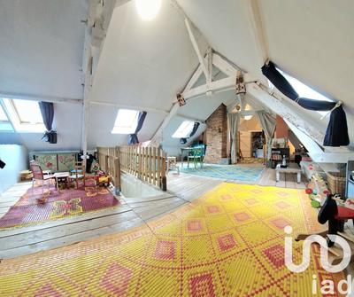 Maison - 210 m² - 6 pièces