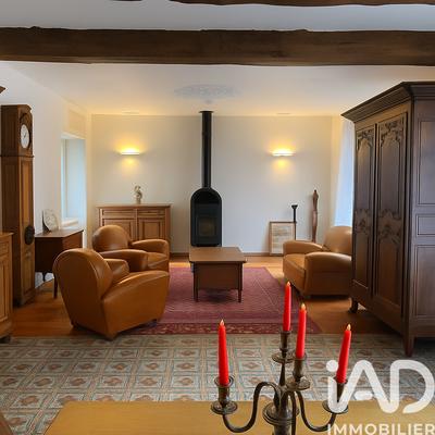 Maison - 197 m² - 6 pièces