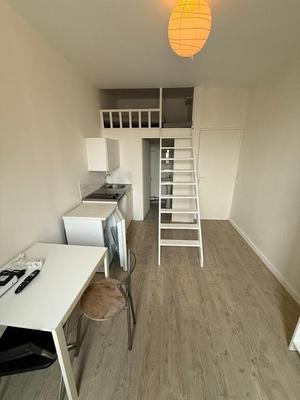 Studio - 18 m² - 1 pièce