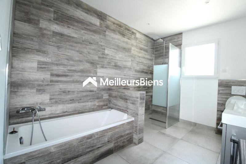 Maison - 140 m² - 6 pièces